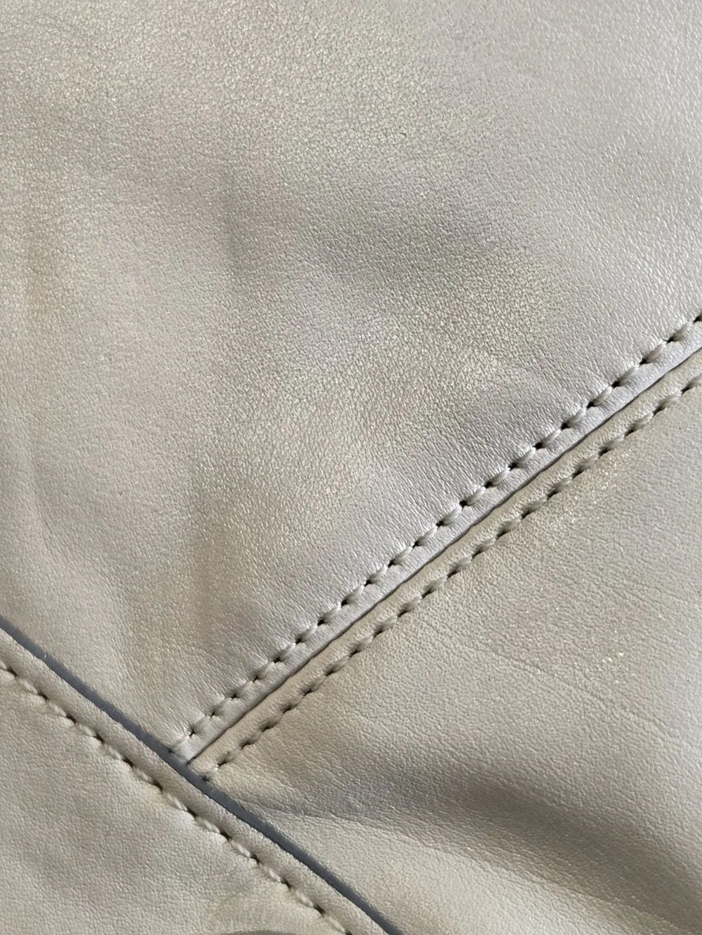 Coach Cream Leather Shoulder Bag with Silver Hardware